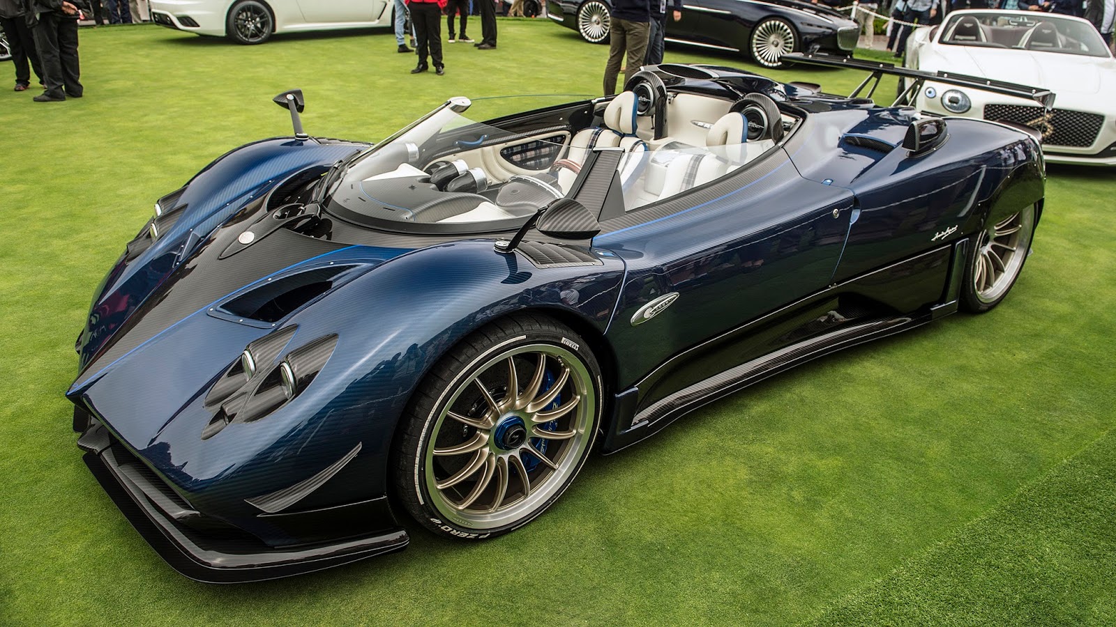 Pagani Zonda HP Barchetta.jpg