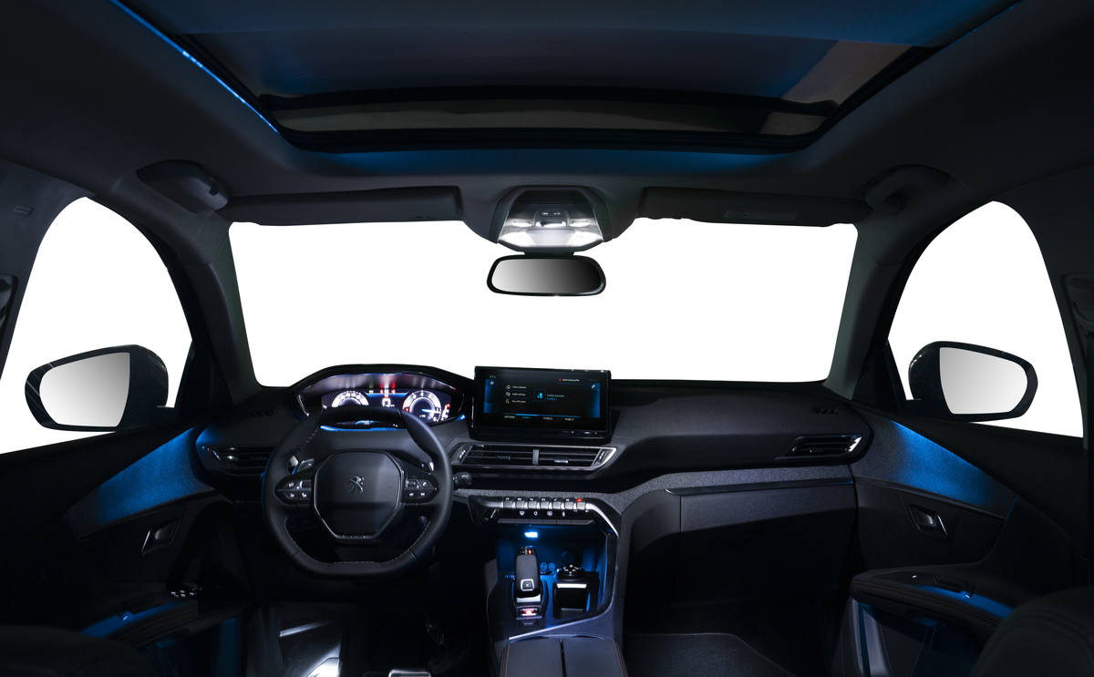 peugeot_3008_2021_vn_04.jpg