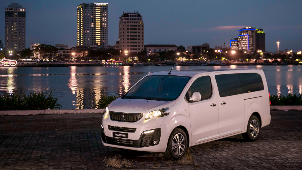 peugeot_traveller_vn_16.jpg