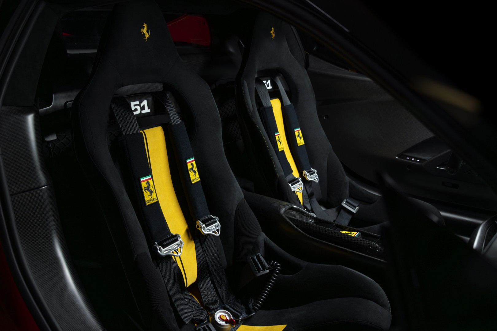 Piloti Ferrari 296 Speciale-anh- (1).jpg