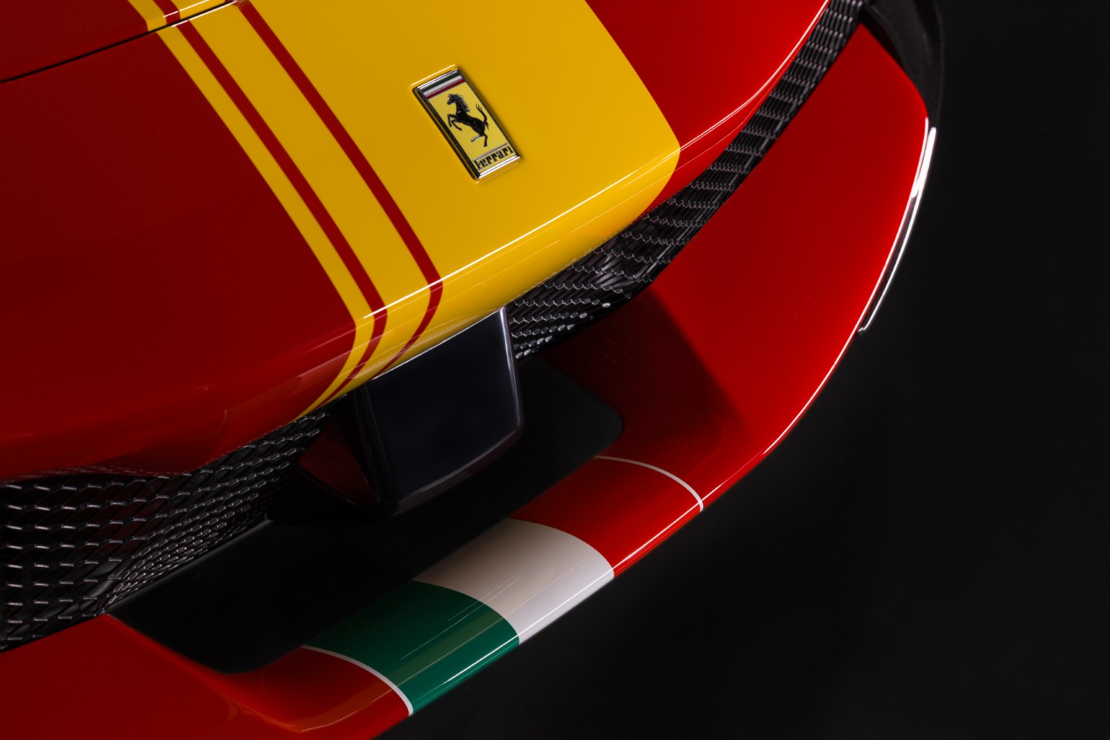 Piloti Ferrari 296 Speciale-anh- (9).jpg