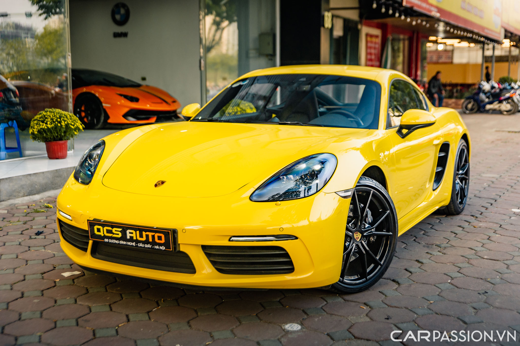 Porsche 718 Cayman (13).jpg