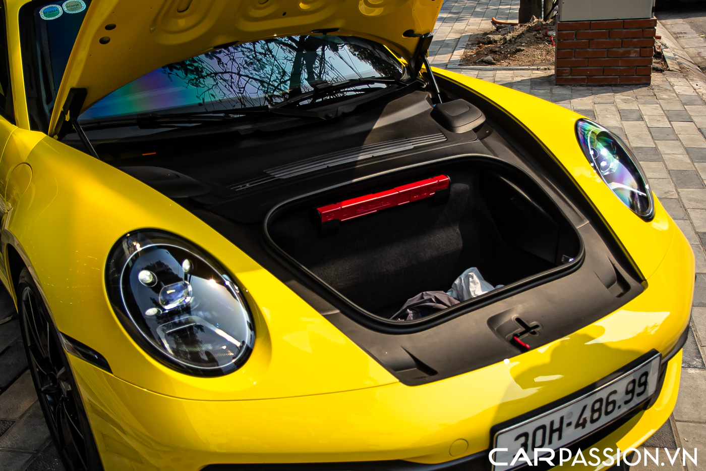 Porsche 911 992 Carrera (17).JPG