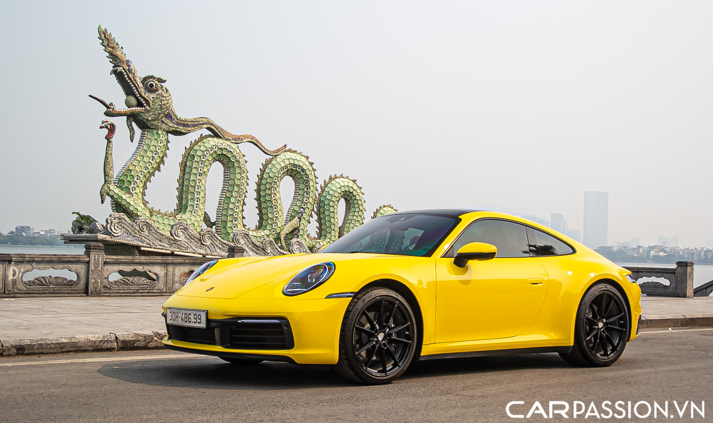 Porsche 911 992 Carrera (30).JPG