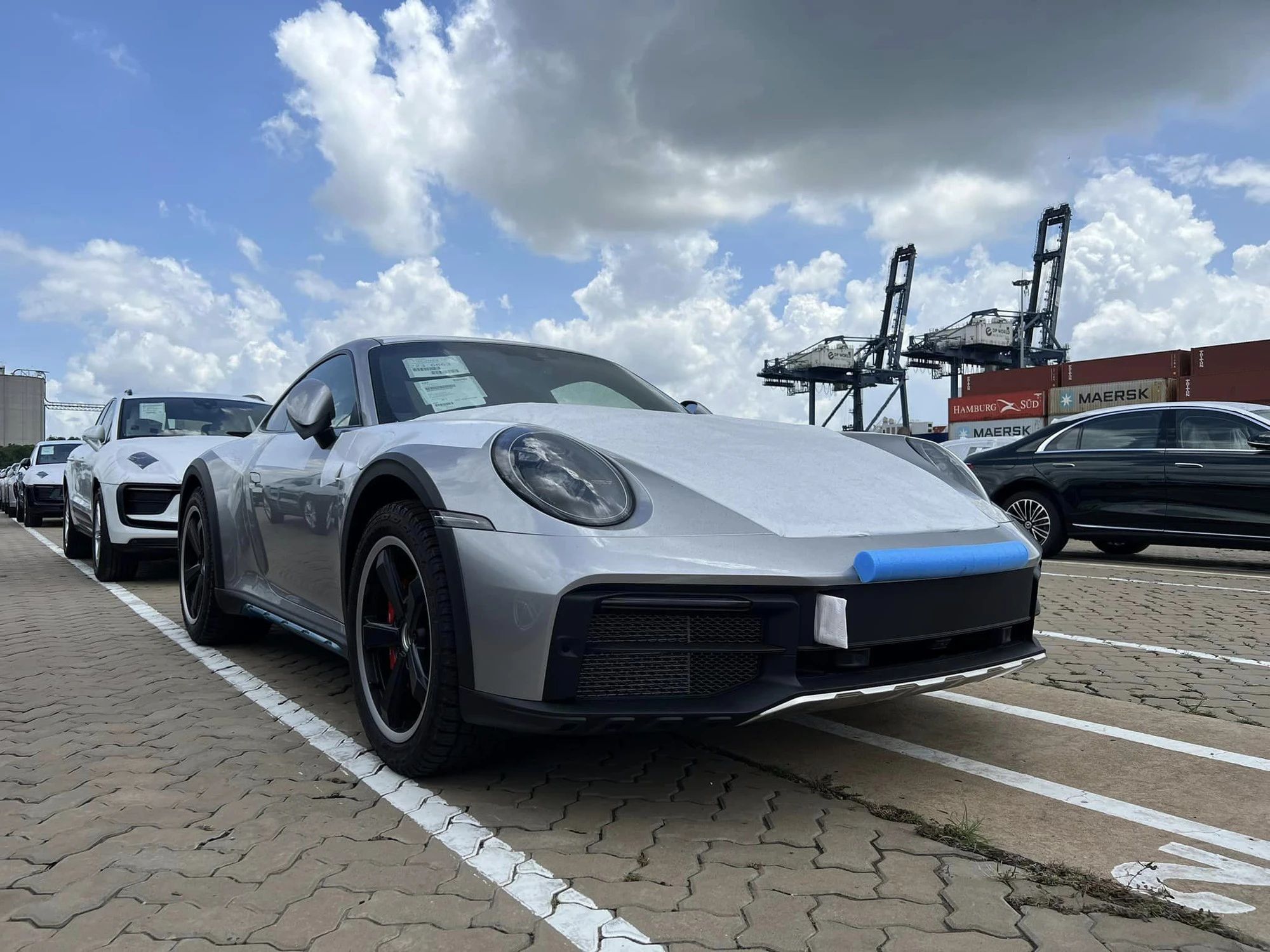 porsche-911-anh-6.jpg.jpg