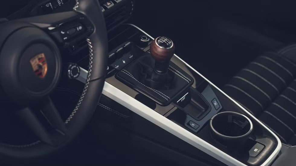 Porsche 911 Carrera S 2027-anh2.jpg