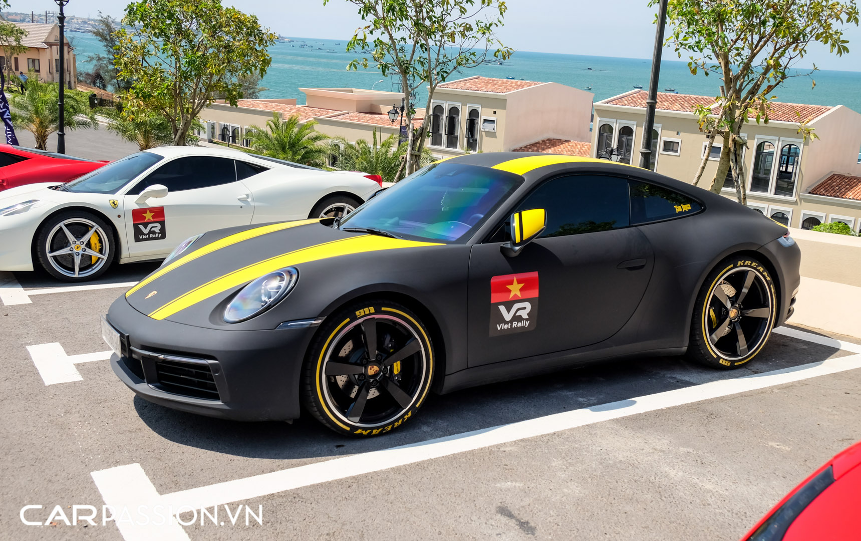 Porsche 911 của vợ chồng YouTuber (14).JPG