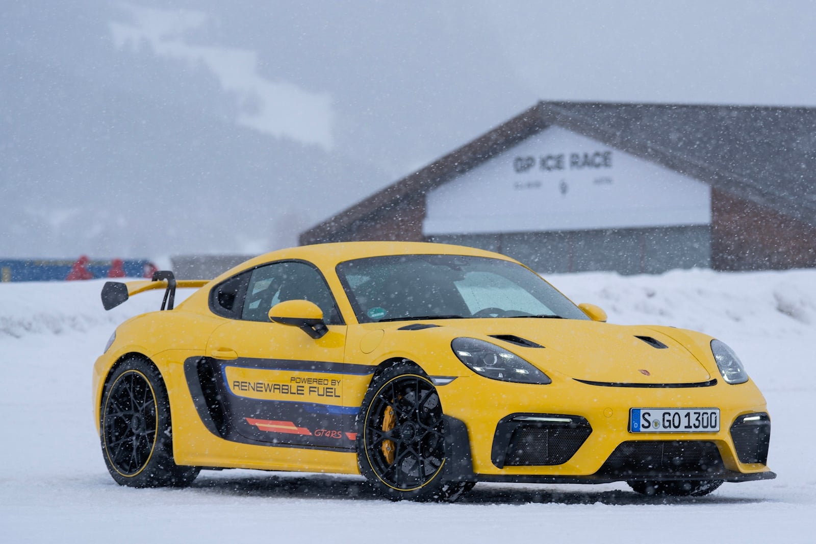 porsche-911-efuel.jpg