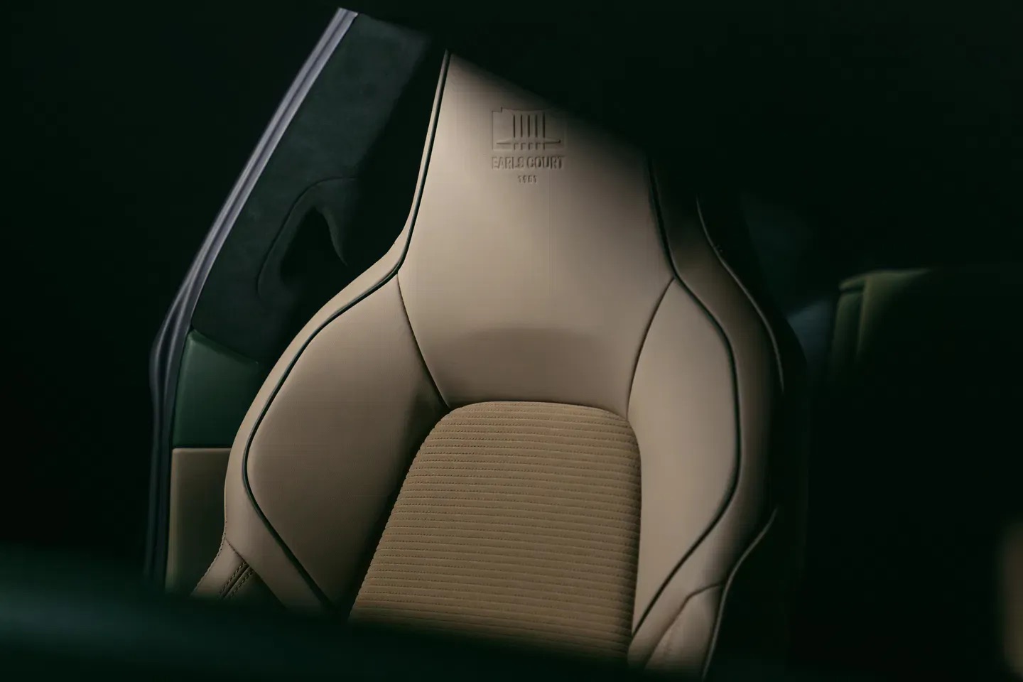 Porsche-911-GT3-Earls-Court-Edition-15.jpeg