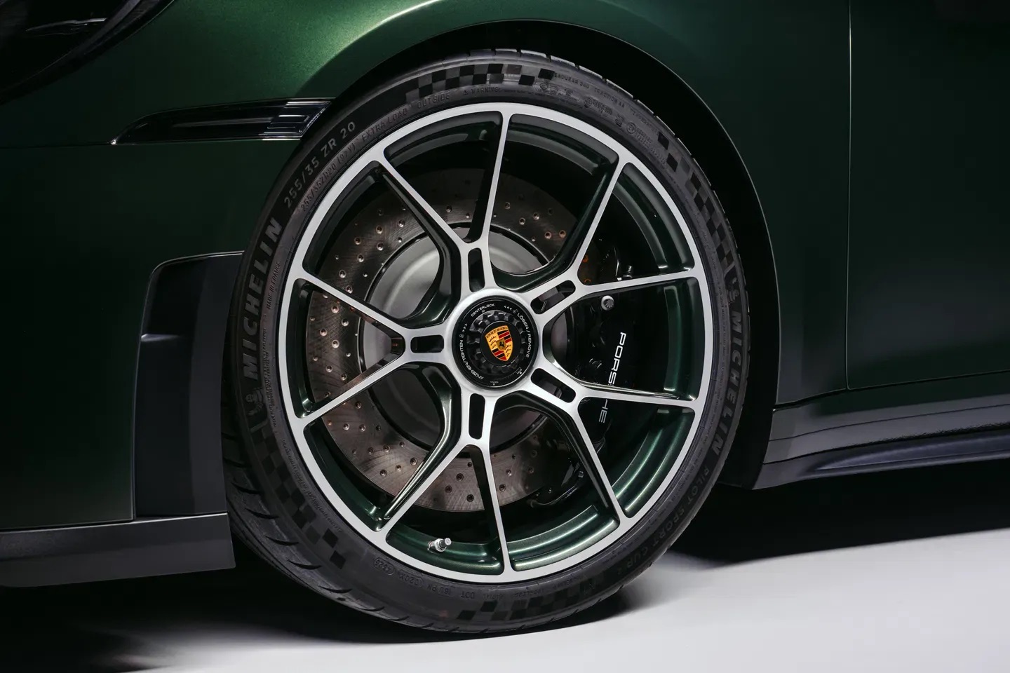 Porsche-911-GT3-Earls-Court-Edition-20.jpeg