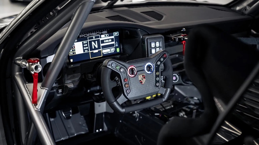 Porsche-911-GT4R-anh-10.jpg