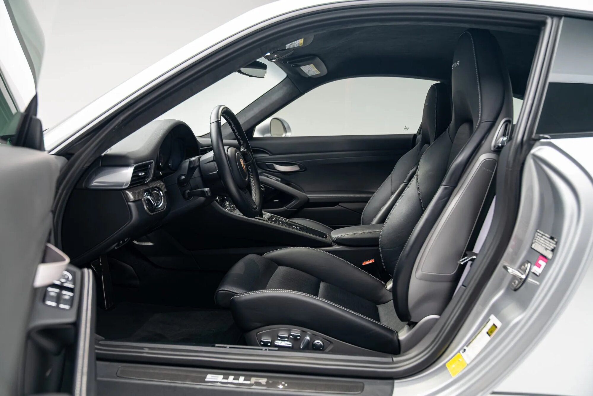 Porsche 911 R-anh-40.jpg
