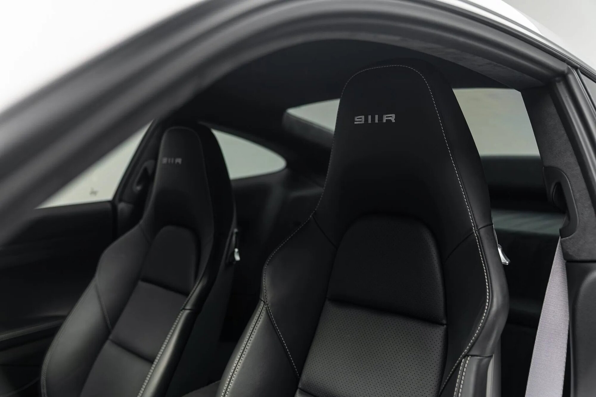 Porsche 911 R-anh-57.jpg