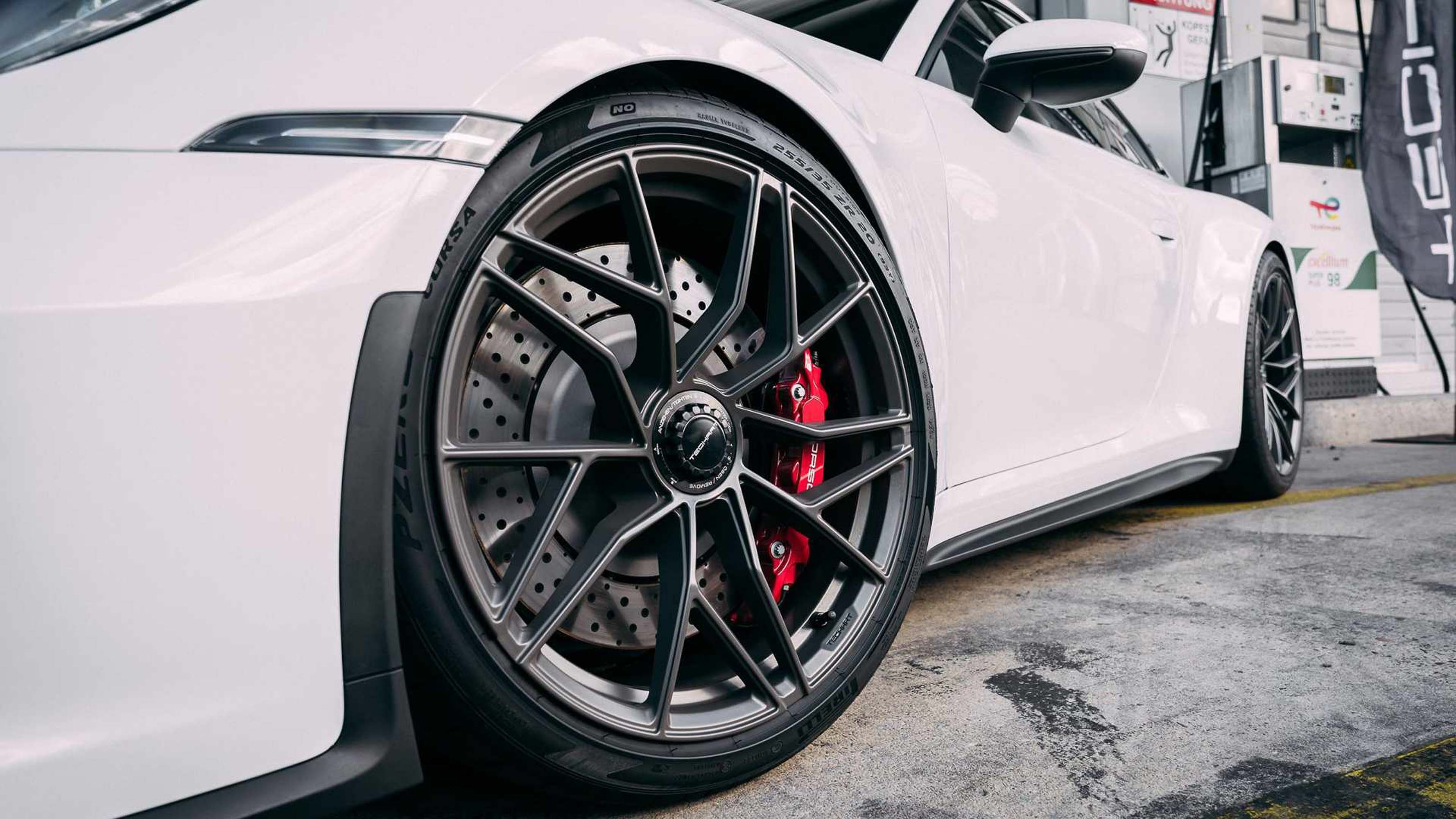 Porsche 911 TechArt (5).JPG