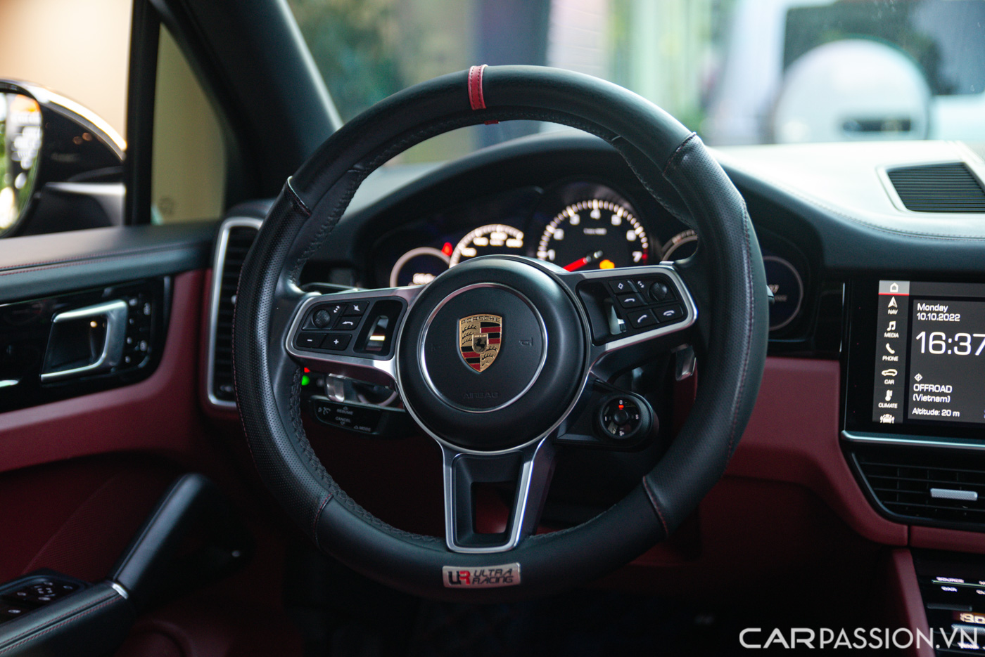 Porsche Cayenne (16).jpg