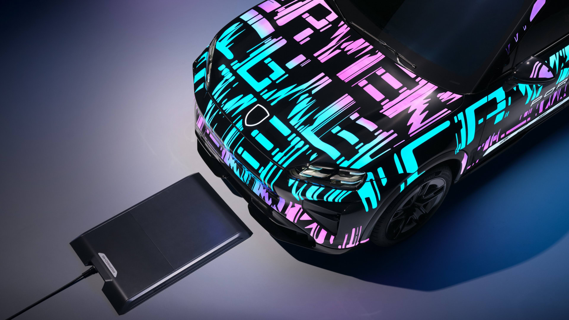 Porsche Cayenne EV-anh-1.jpg