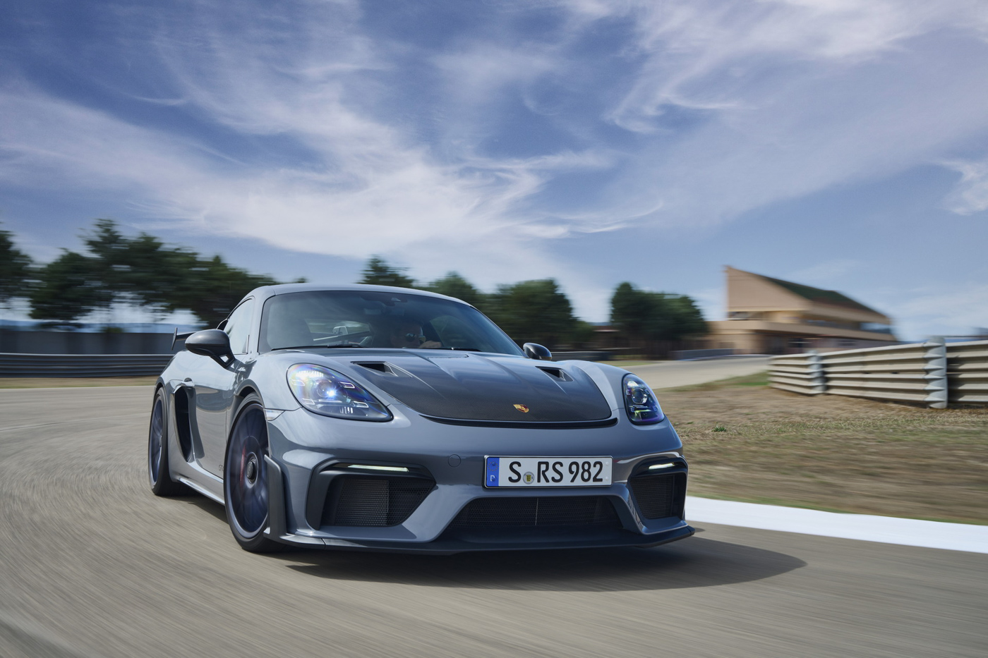 Porsche Cayman GT4 RS (1).JPG