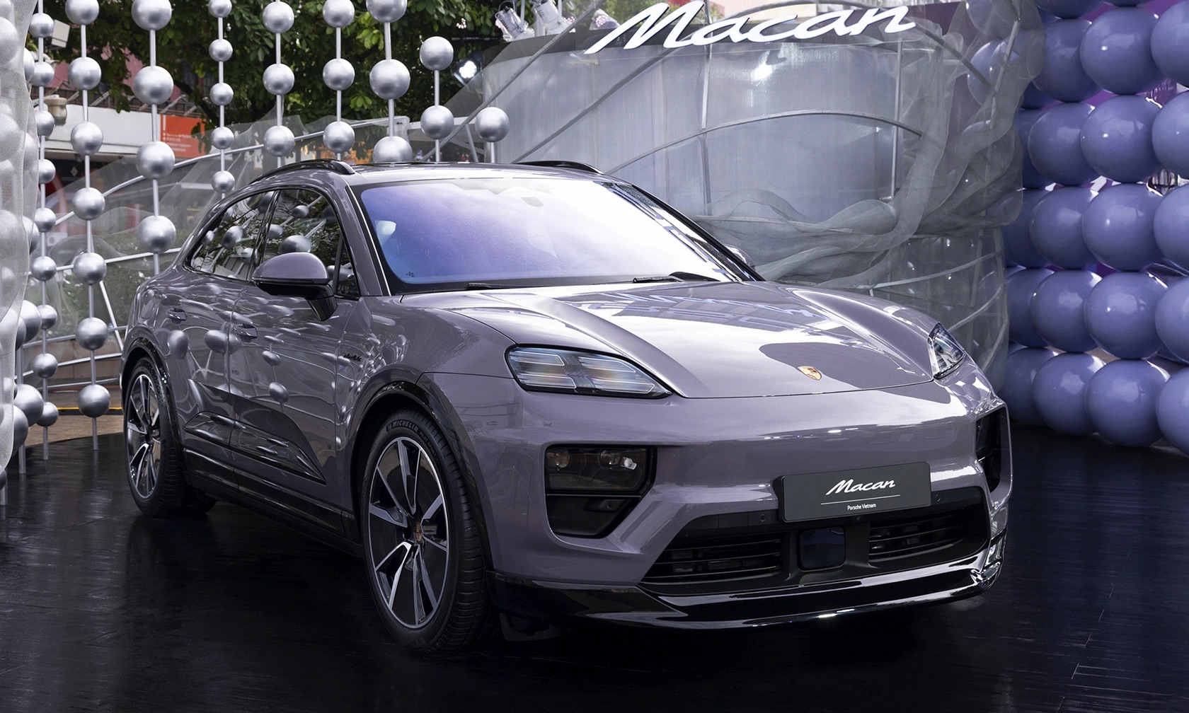 Porsche-Macan-EV.jpeg