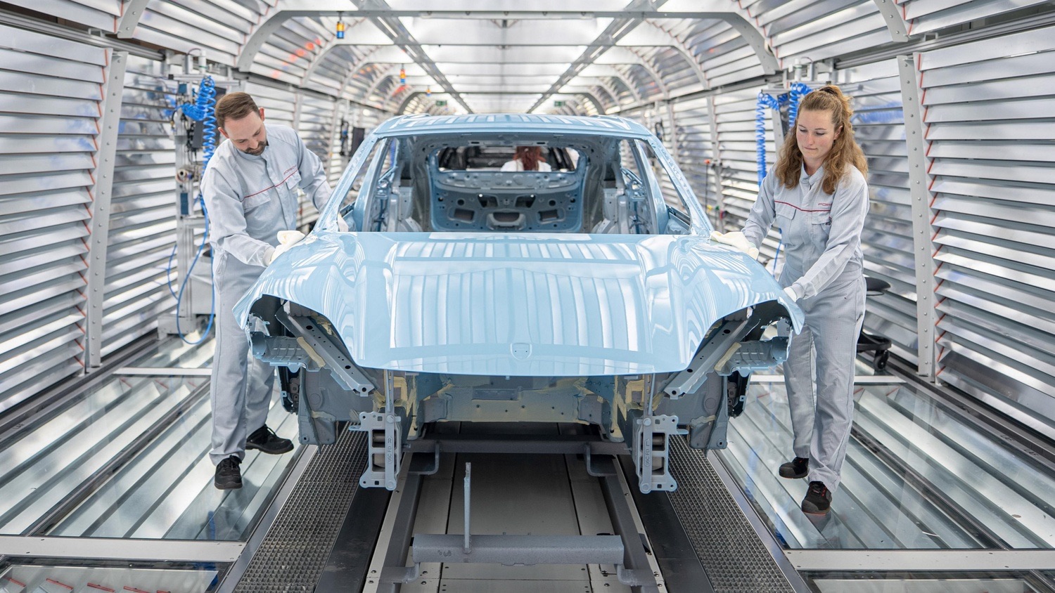 Porsche-Macan-one-million_2.jpeg