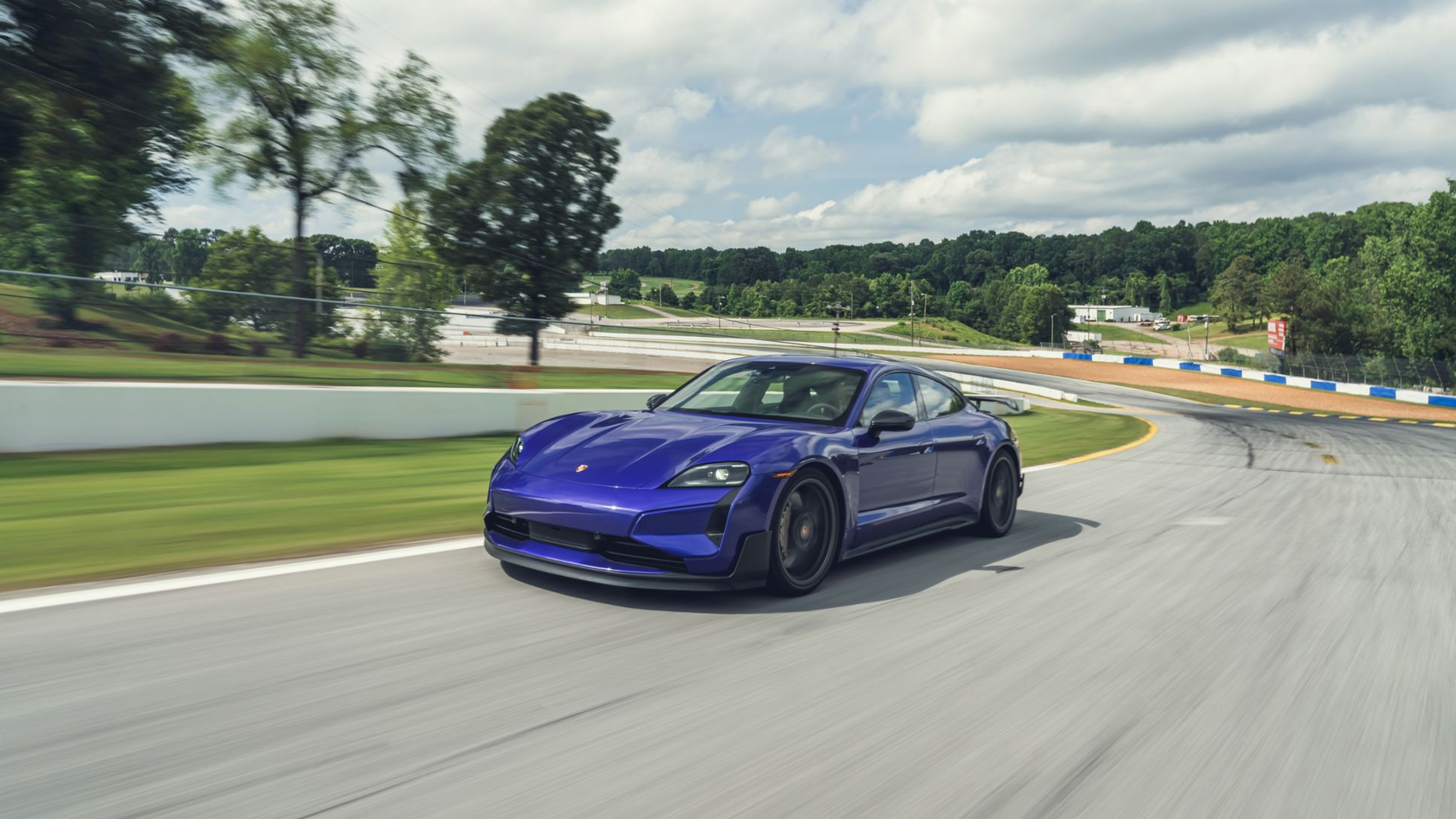Porsche Taycan Turbo GT.jpg