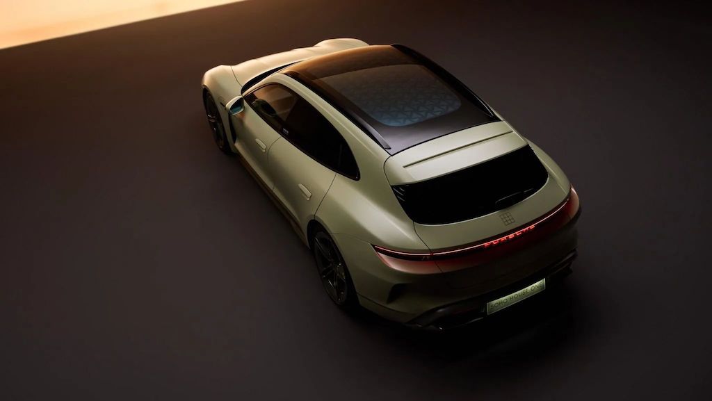 Porsche Taycan Turbo S Sport Turismo Soho House One-anh-4.jpg