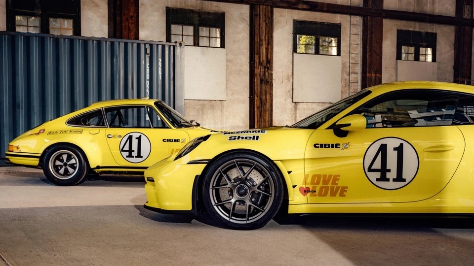 Porsche_911_ST_Le_Mans_7.jpg