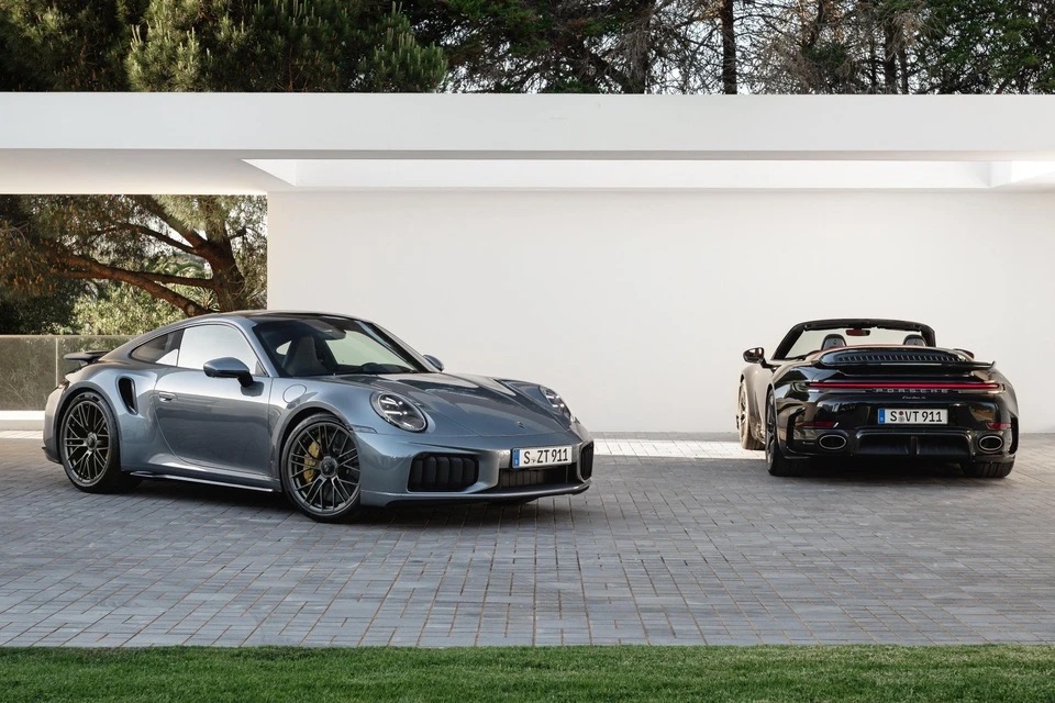Porsche_911_Turbo_S_1.jpg