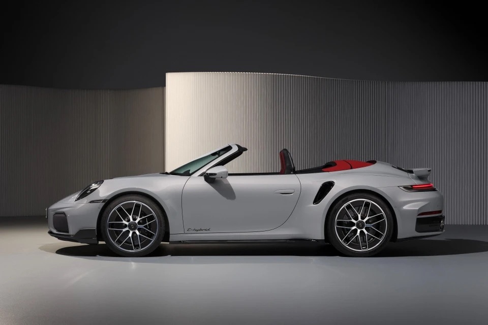 Porsche_911_Turbo_S_Cabriolet_anh-13.jpg