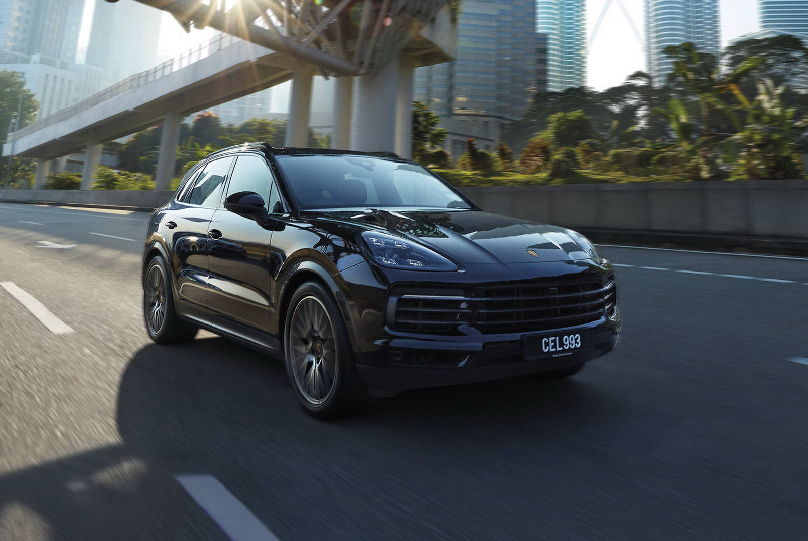 porsche_cayenne_malaysiackd_04.jpg