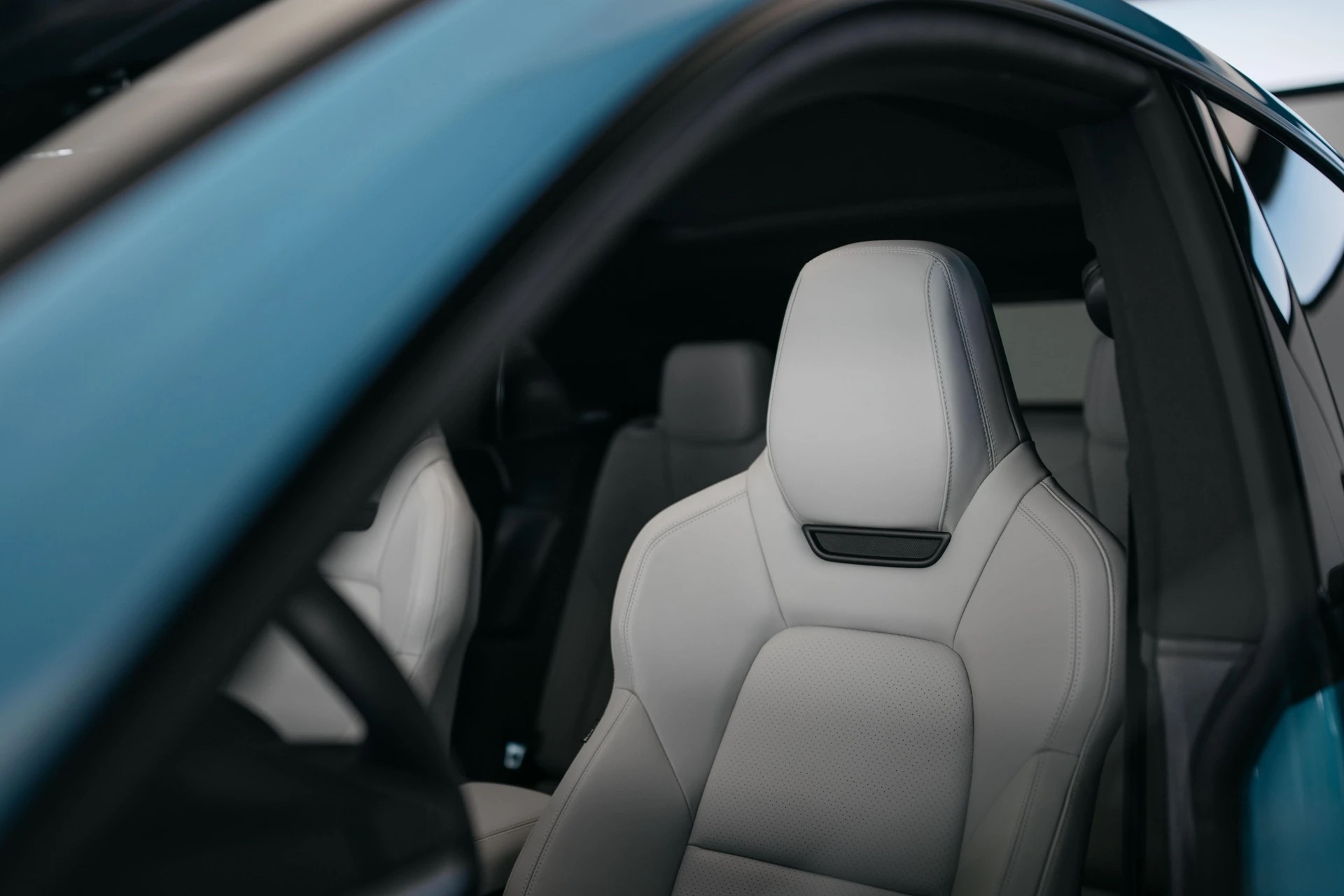Porsche_Macan_One_millionth_2.jpg