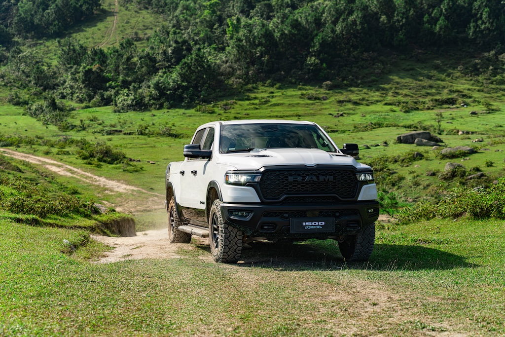 RAM 1500 REBEL_310526_03.jpeg