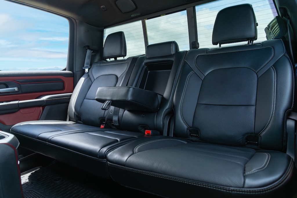 RAM 1500 REBEL_310526_06.jpg