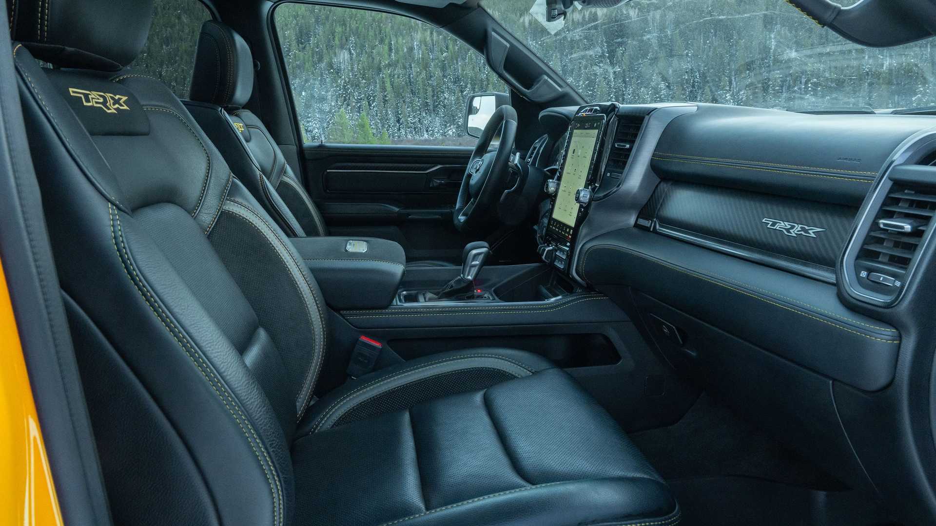 RAM TRX 1500 (4).jpg
