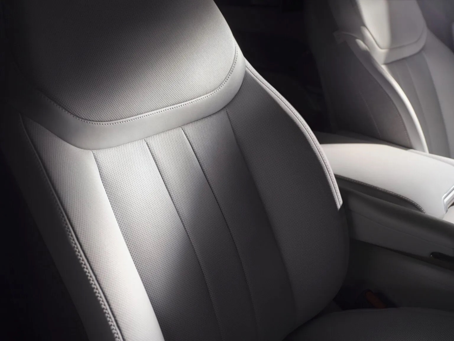 Range-Rover-Electric-Interior-4-1536x1152.jpeg