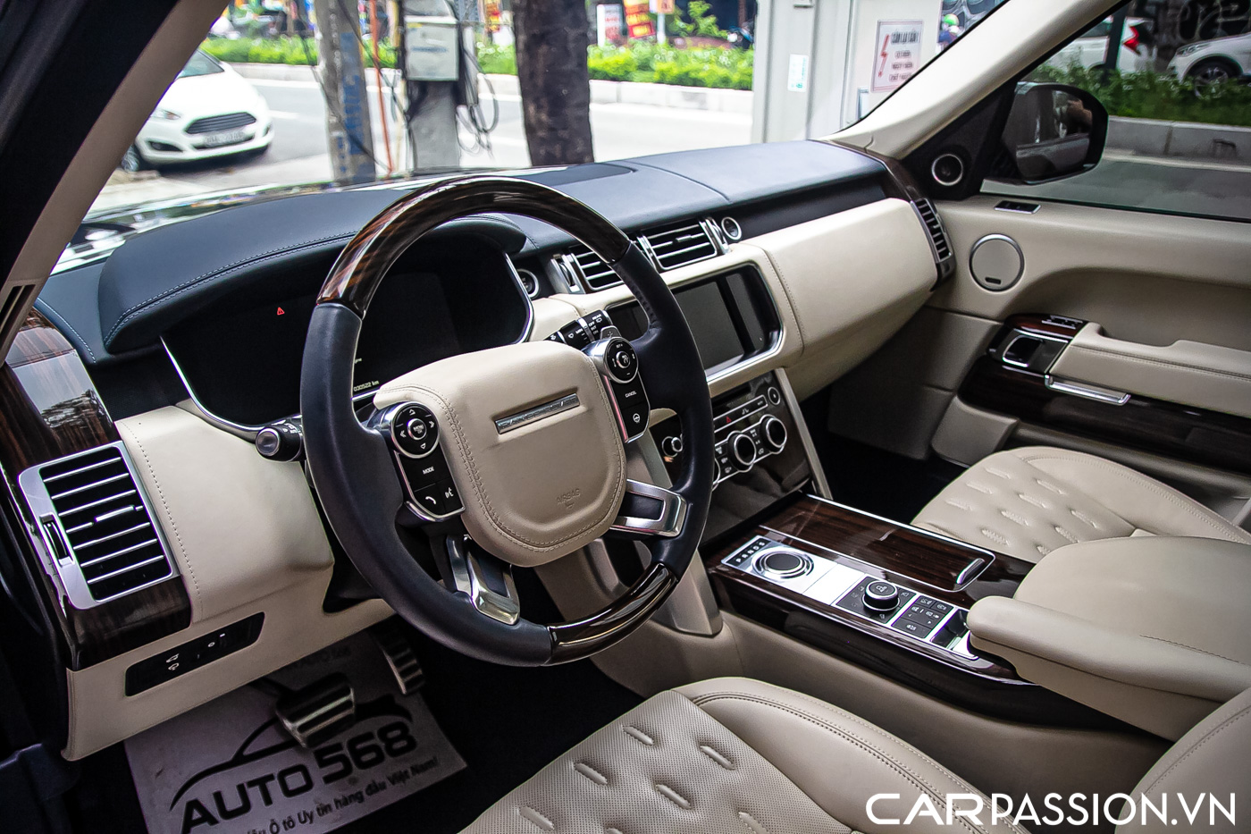 Range Rover Special Edition (44)-1.JPG
