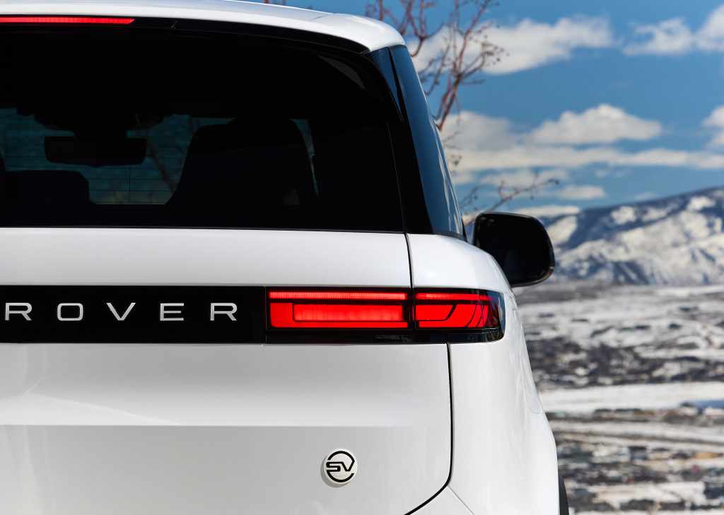 Range_Rover_Sport_SV_Park_City_Edition_anh- (3).jpg