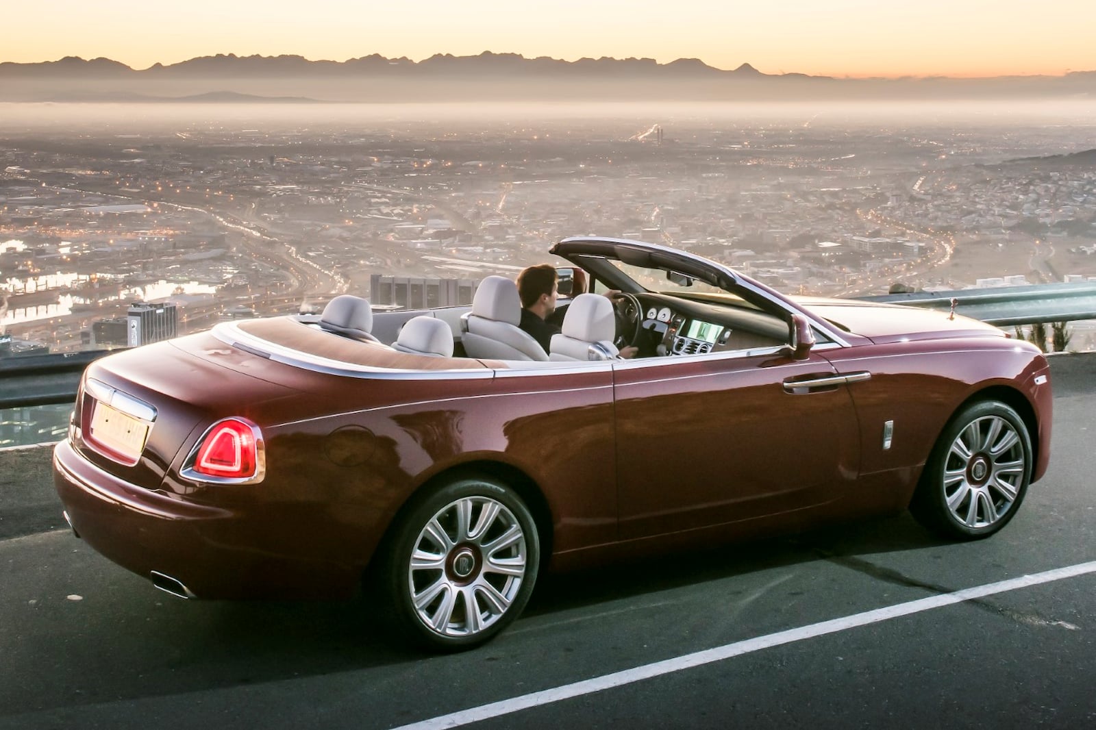 Rolls-Royce (6).jpg