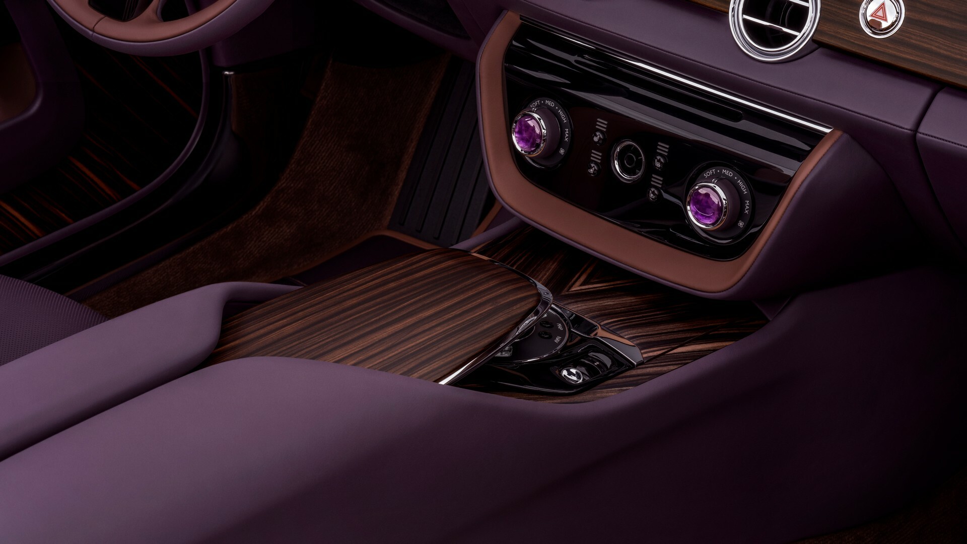 Rolls-Royce-Amethyst-Droptail-824-14.jpg