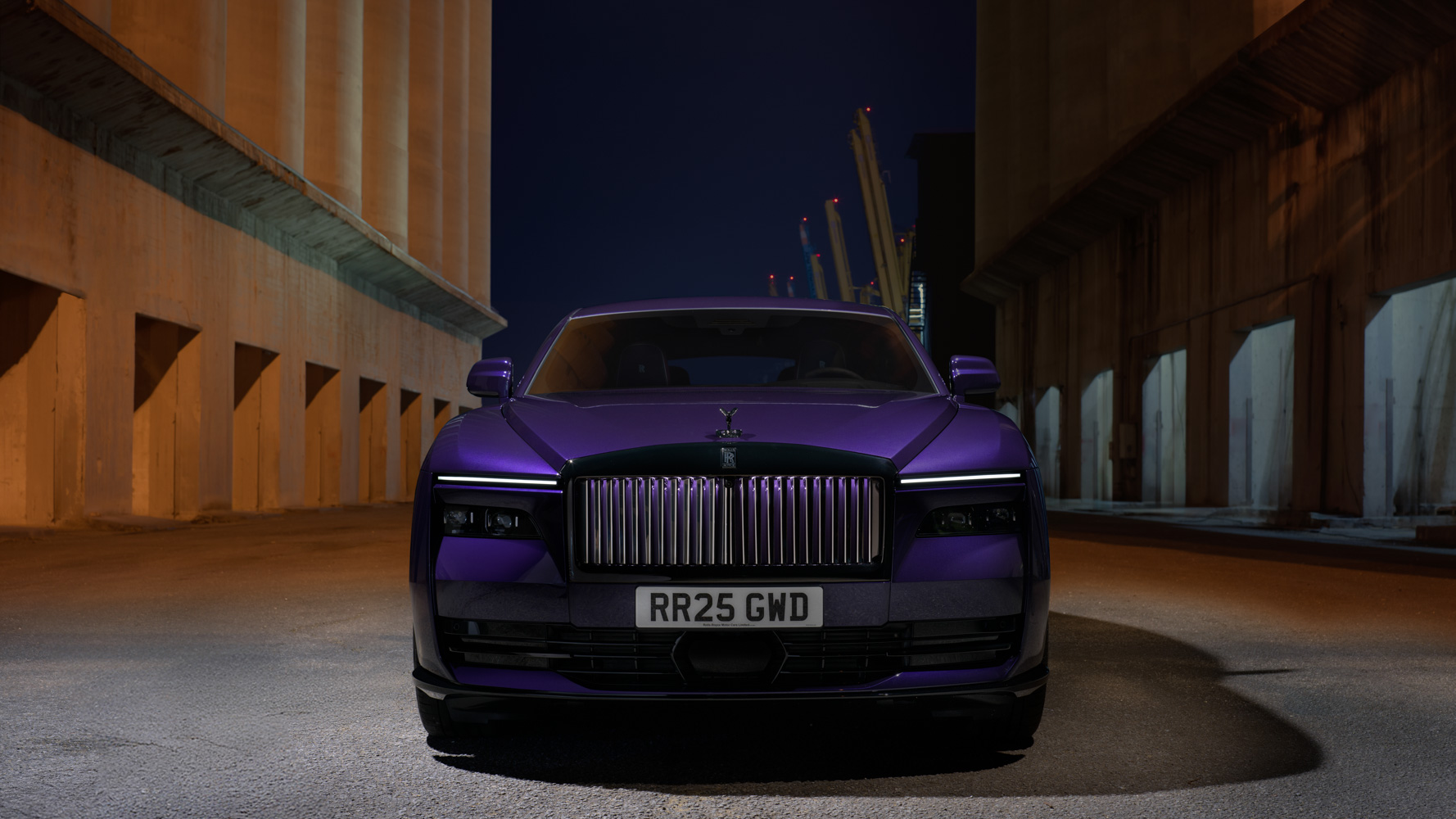 Rolls-Royce-Announces-Black-Badge-Spectre-anh-_9.jpg