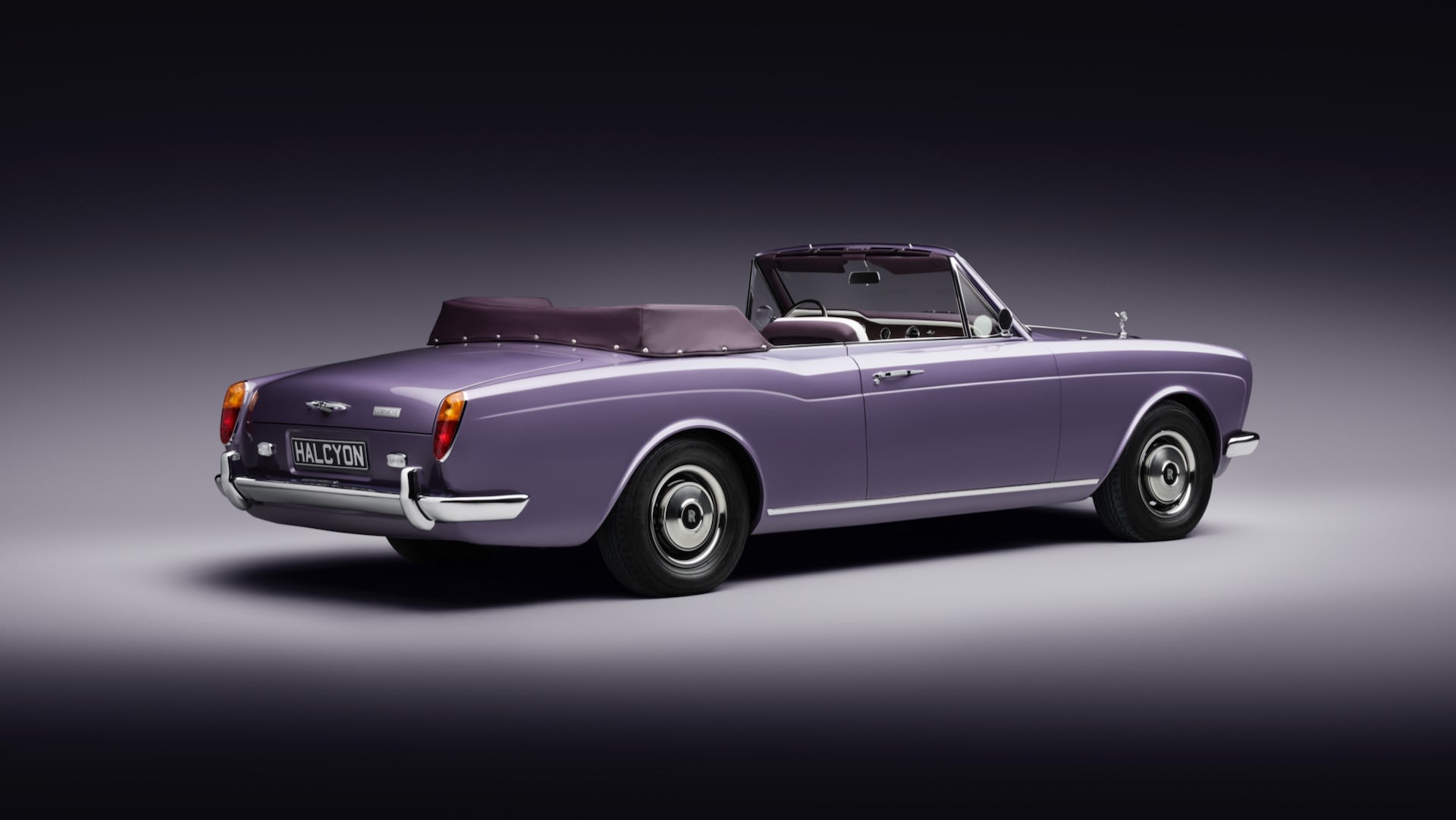 Rolls-Royce Corniche-anh-6.jpg