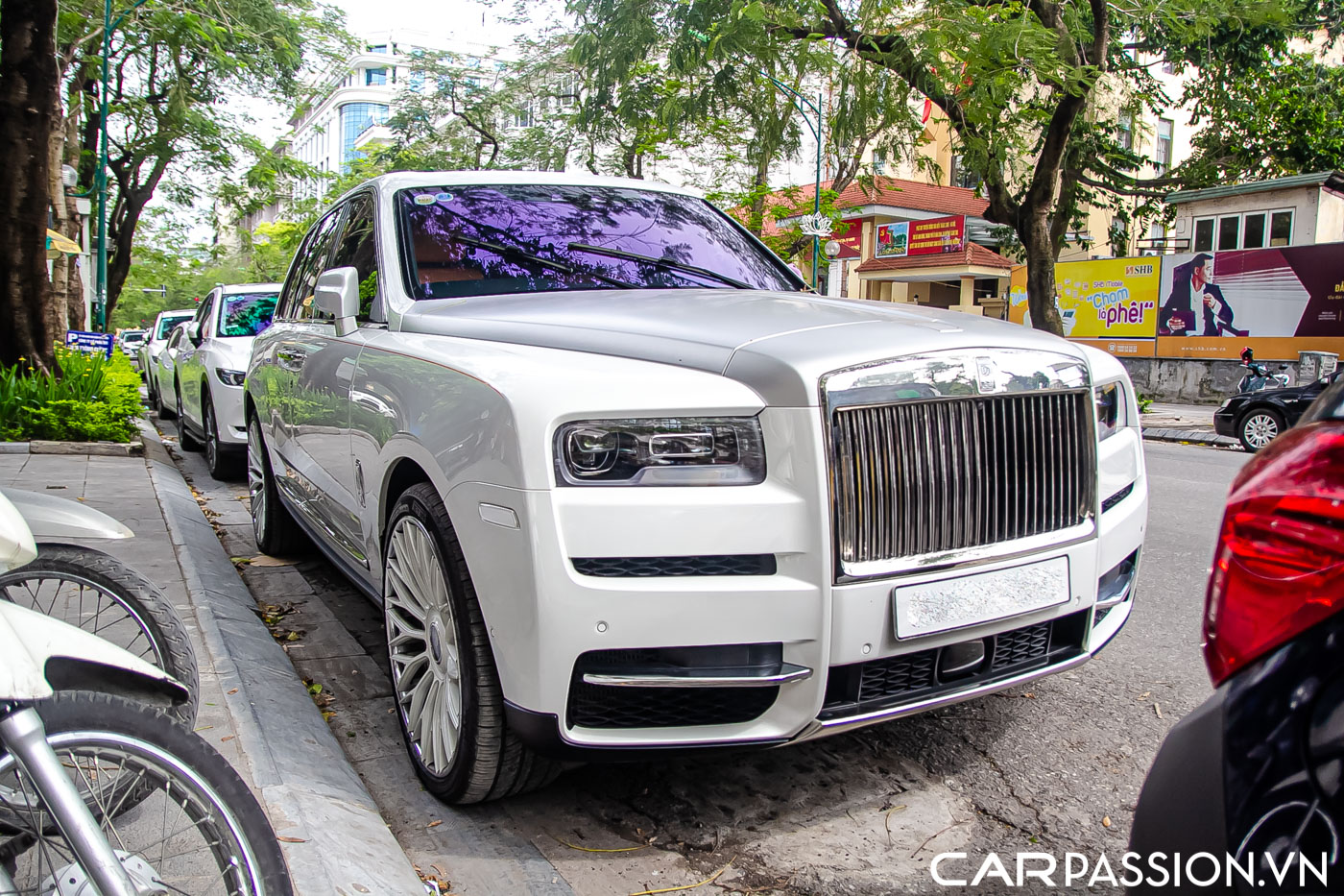 Rolls-Royce Cullinan (11).JPG