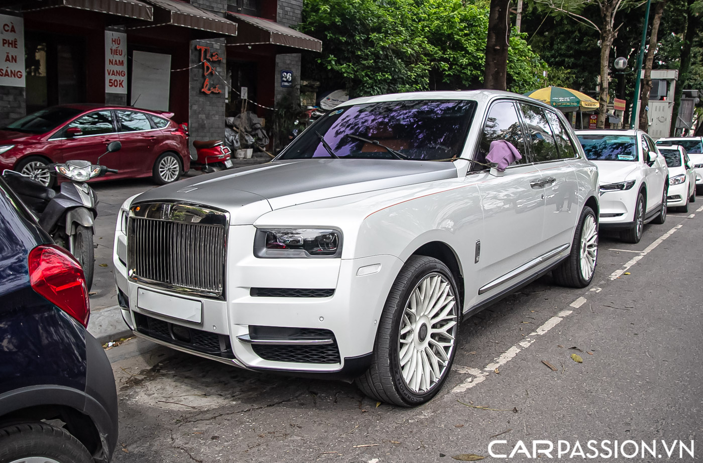 Rolls-Royce Cullinan (15).JPG