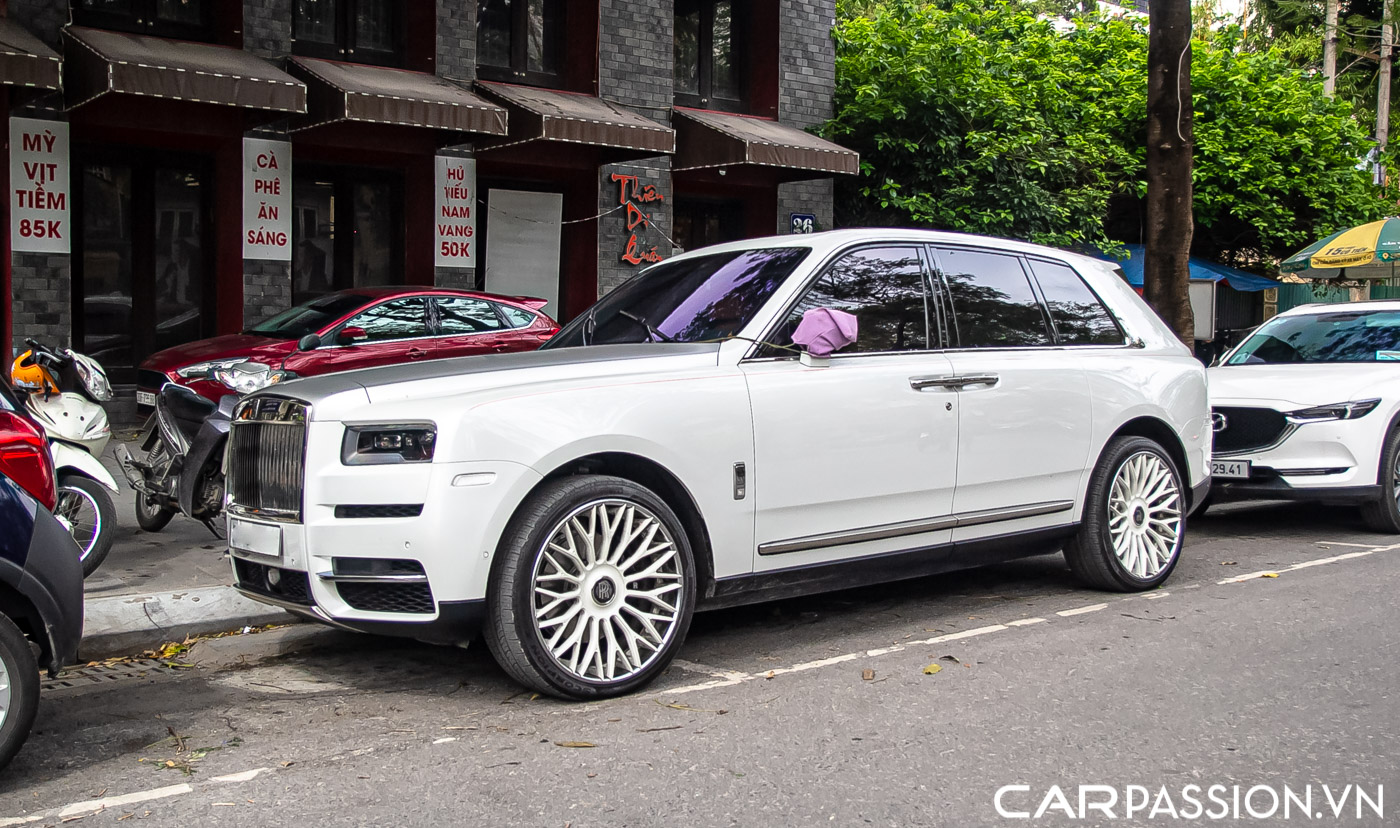 Rolls-Royce Cullinan (16).JPG