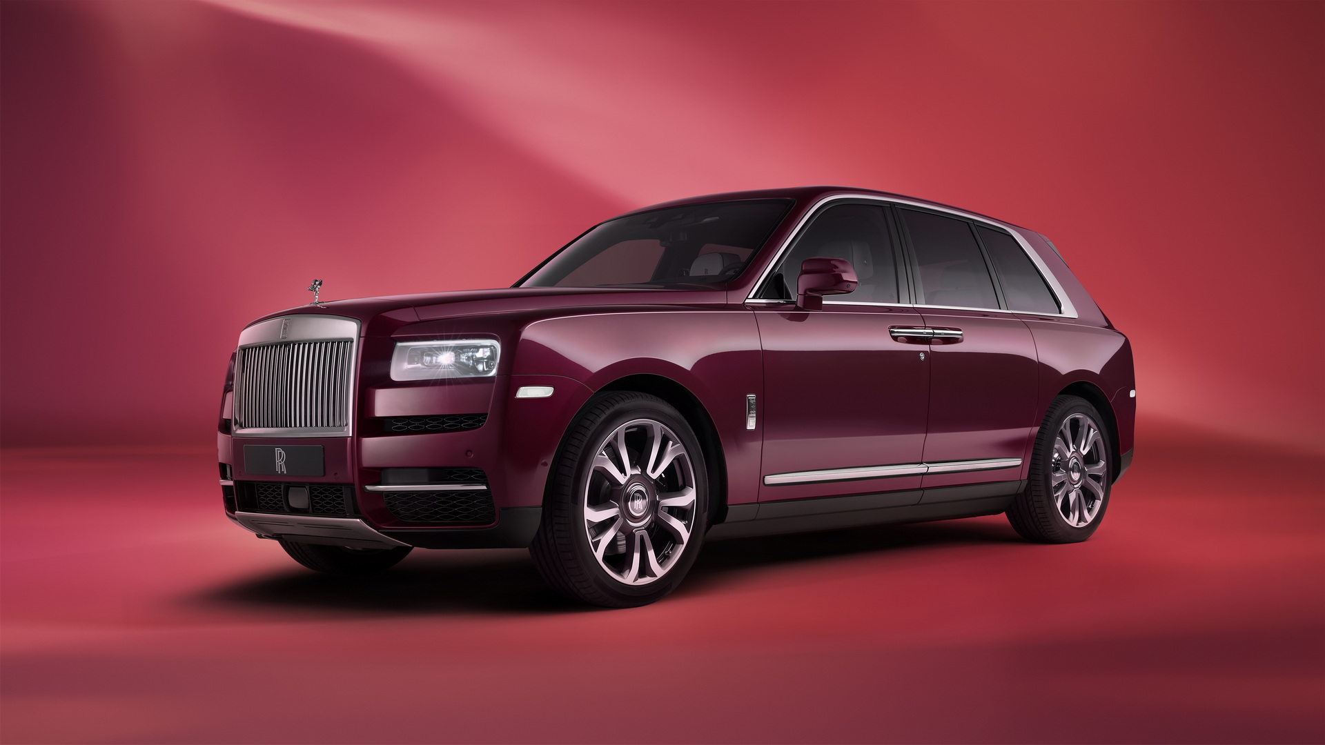 Rolls-Royce Cullinan (16).jpg