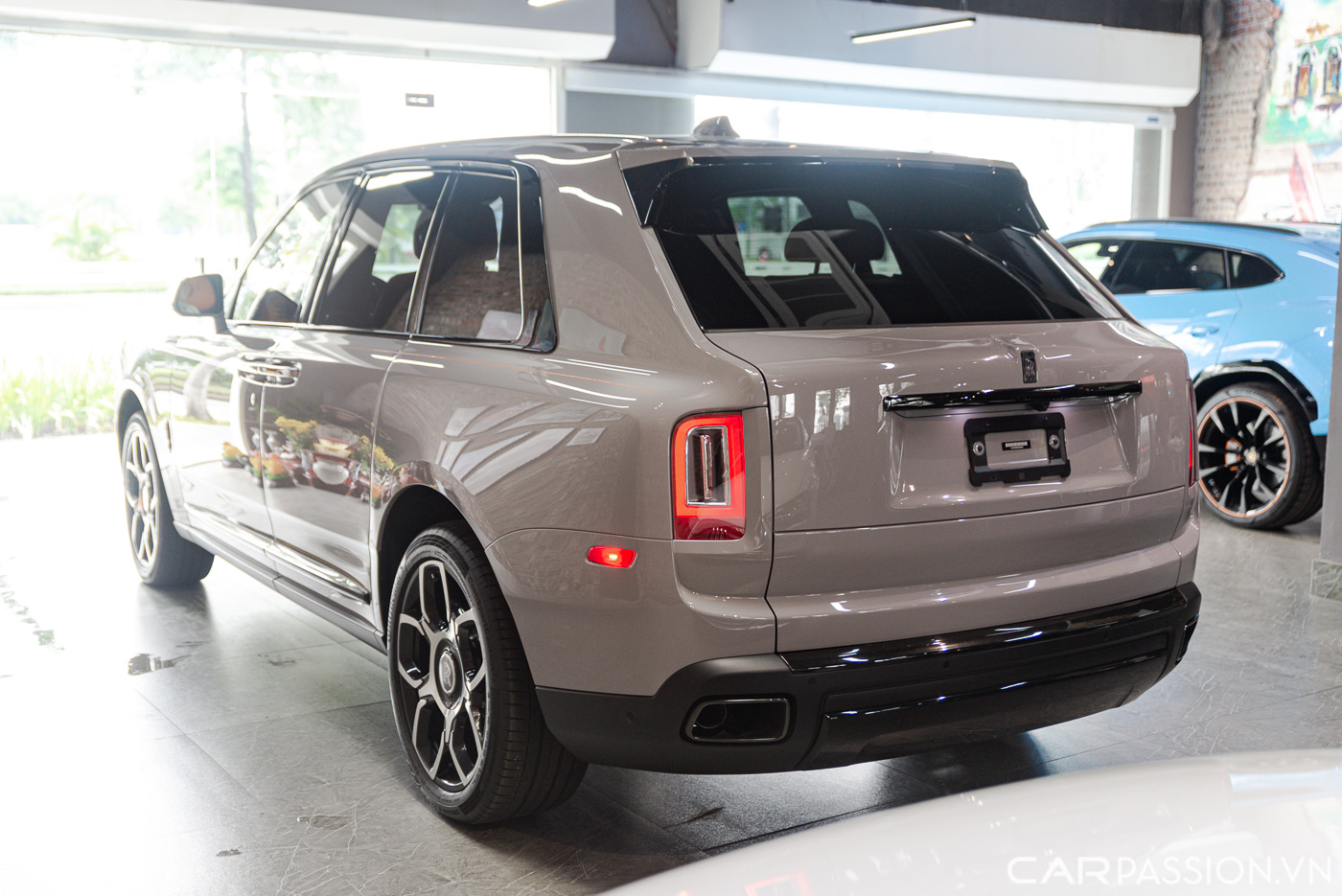 Rolls-Royce Cullinan Black Badge màu độc (29).JPG