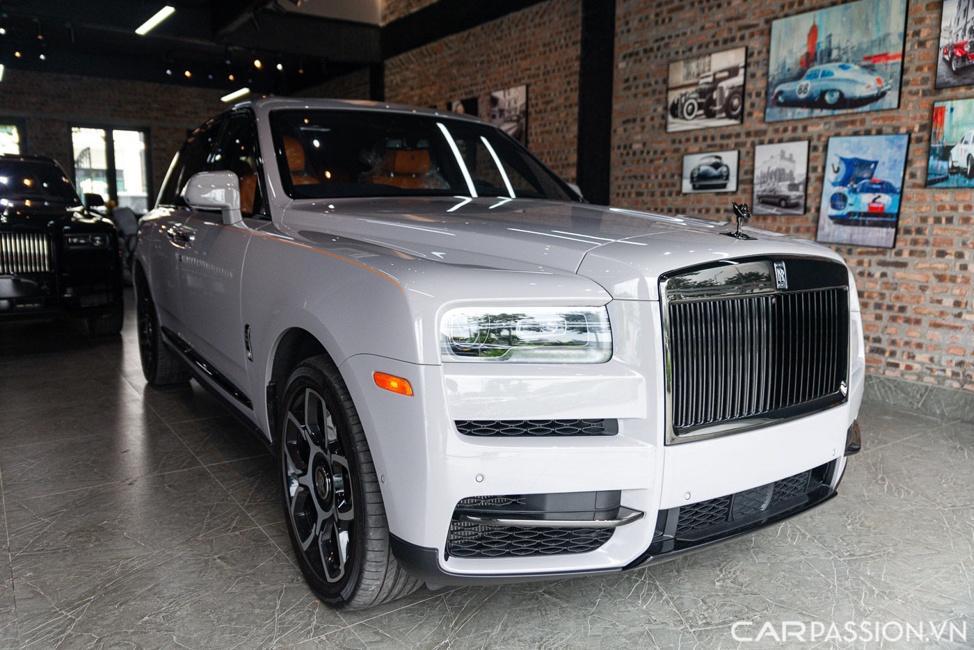 Rolls-Royce Cullinan Black Badge màu độc (31).JPG