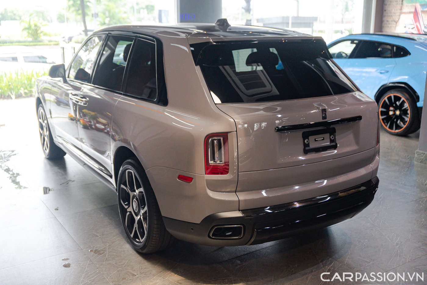 Rolls-Royce Cullinan Black Badge màu độc (9).JPG