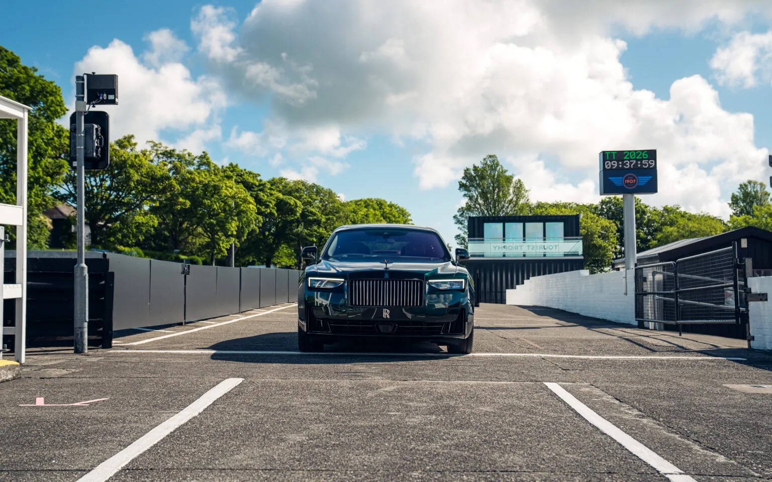 Rolls-Royce-Ghost-Black-Badge-Tourist-Trophy-617-7-1536x960.jpeg