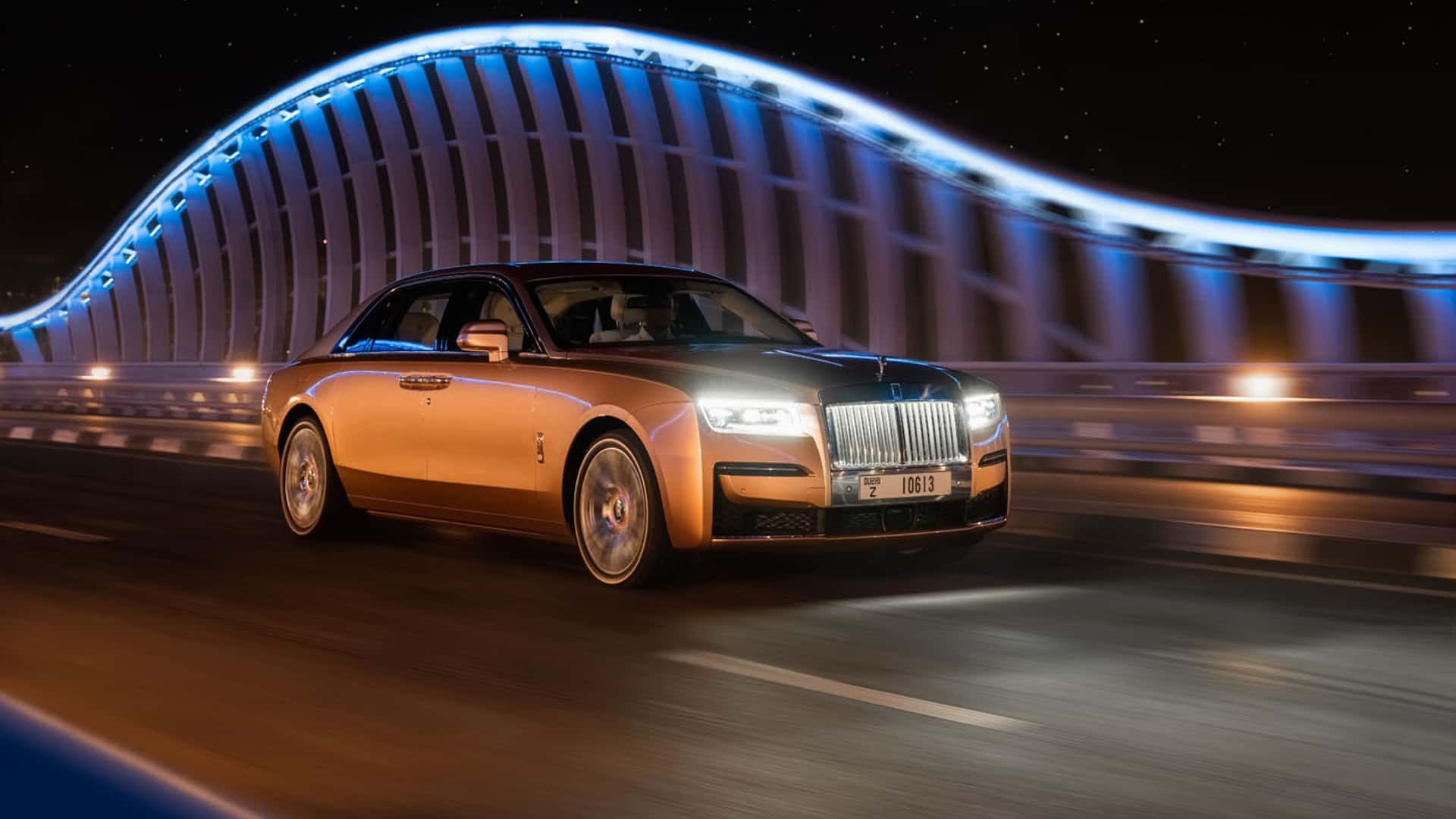 rolls-royce-ghost-extended-private-office-dubai-12.jpg