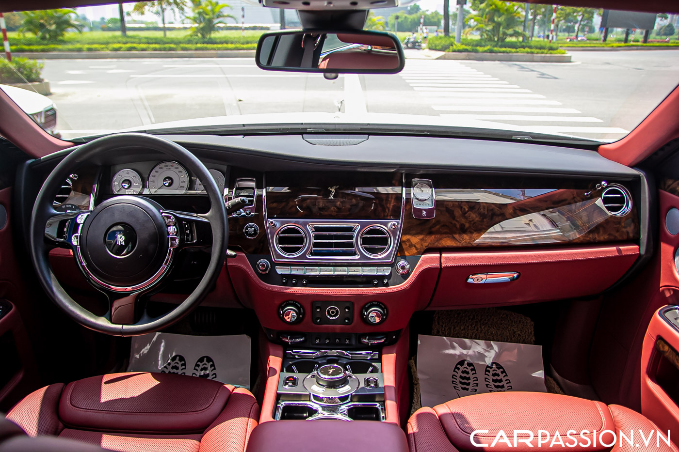 Rolls-Royce Ghost Series II (111).JPG